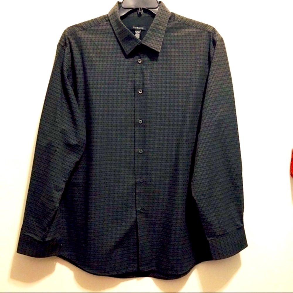 Van Heusen Men’s Long Sleeves Shirt